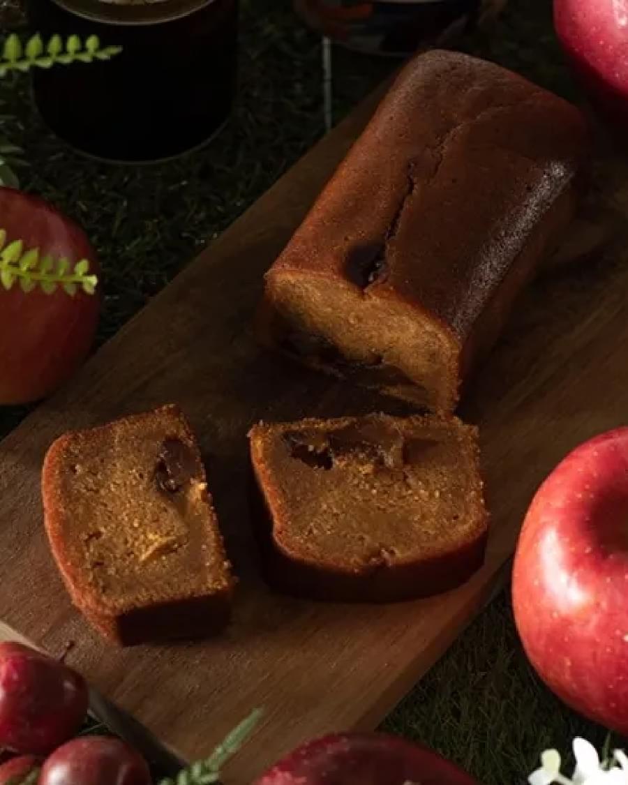 林檎とキャラメルのパウンド